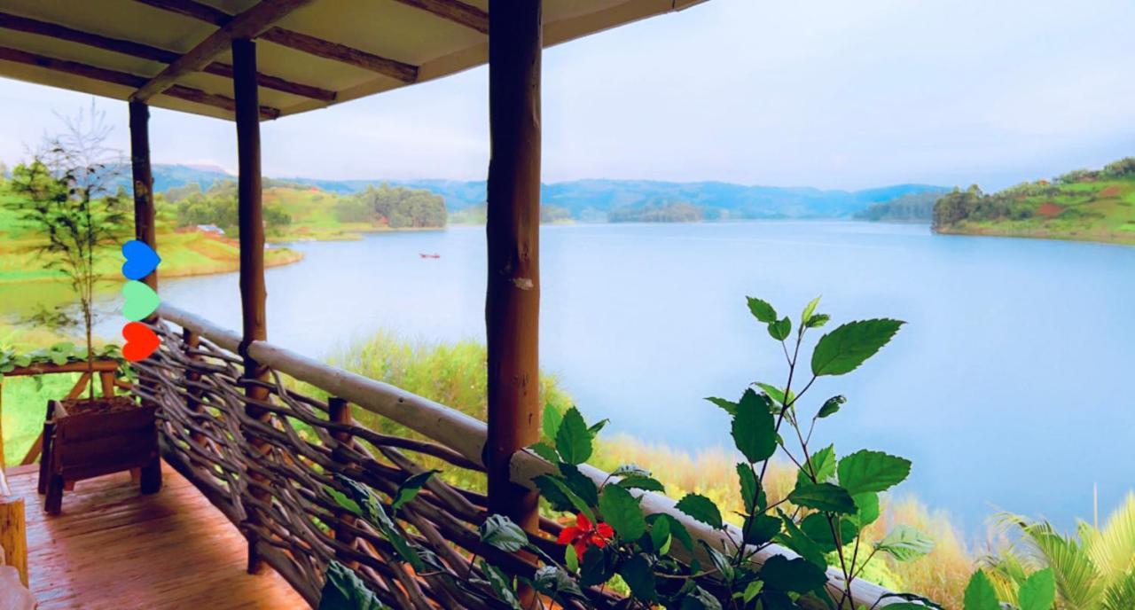 Lake Bunyonyi Rock Resort Kabale Exterior photo