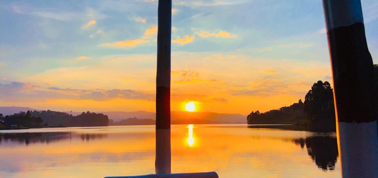 Lake Bunyonyi Rock Resort Kabale Exterior photo